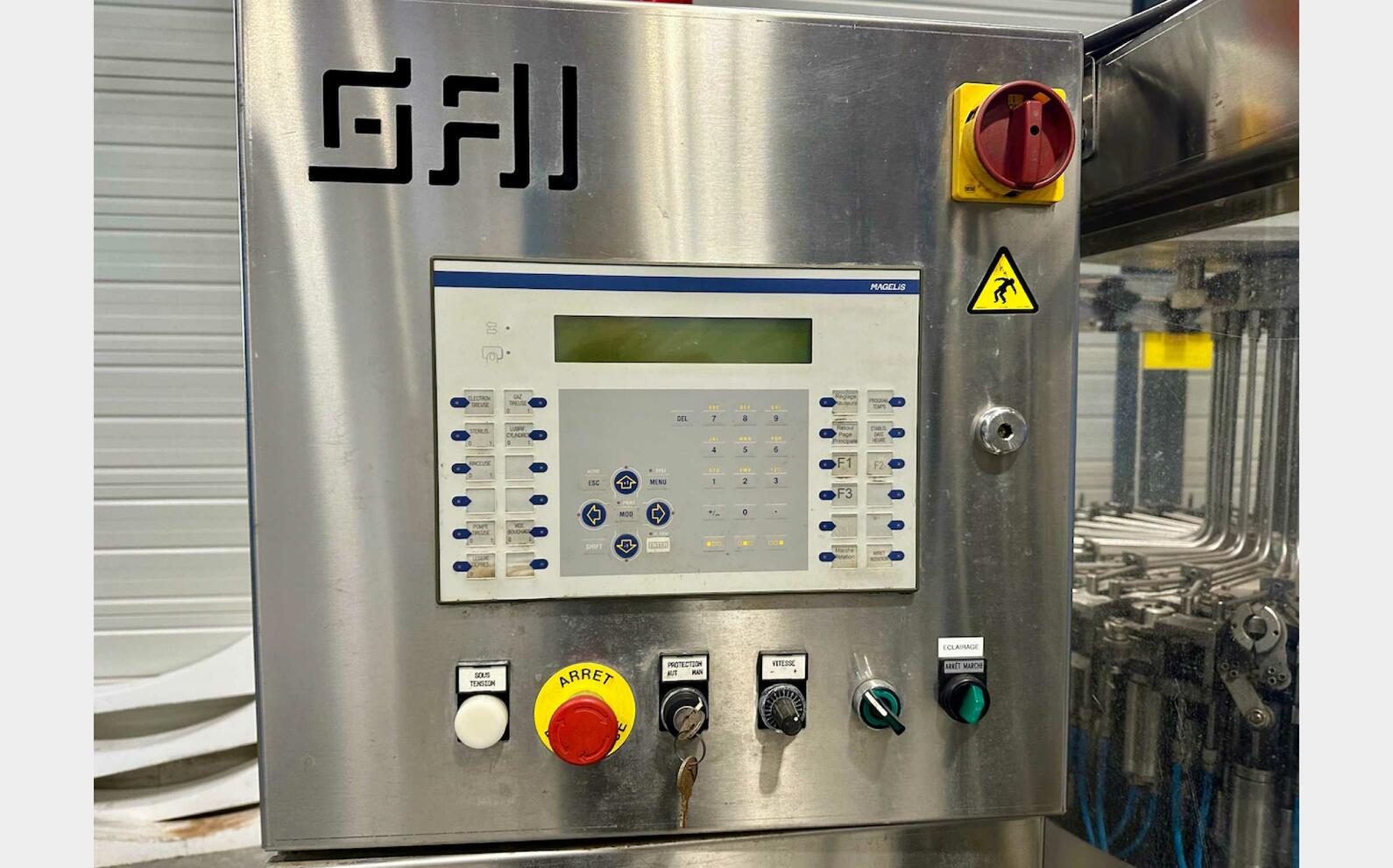 SINGLE BLOCK rinsing pulling capping 8000 Bt/h GAI