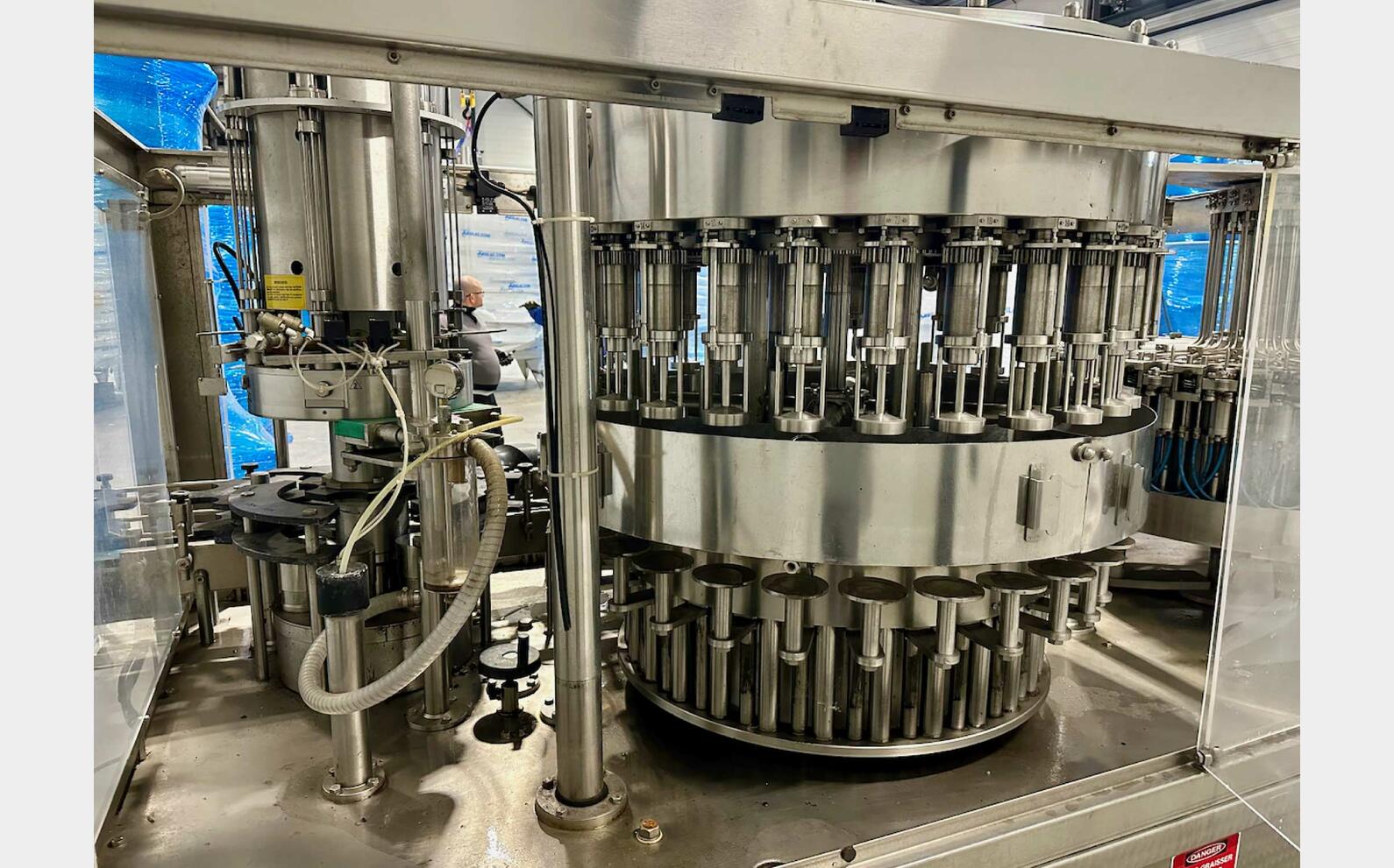 SINGLE BLOCK rinsing pulling capping 8000 Bt/h GAI