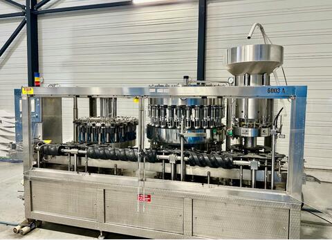 SINGLE BLOCK rinsing pulling capping 8000 Bt/h GAI