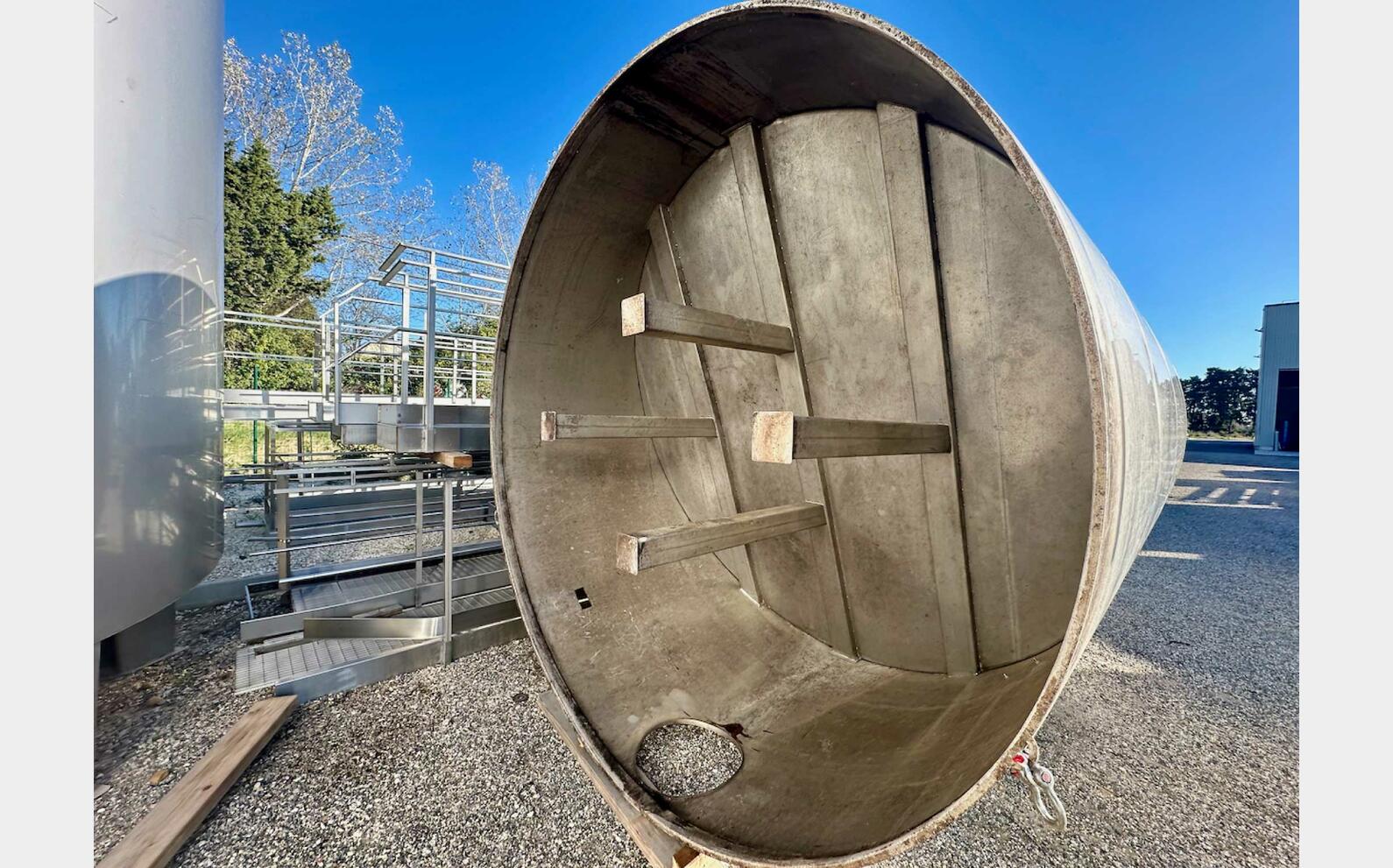  304 ss tank - Closed 200 HL (20 000 litres) ARSILAC