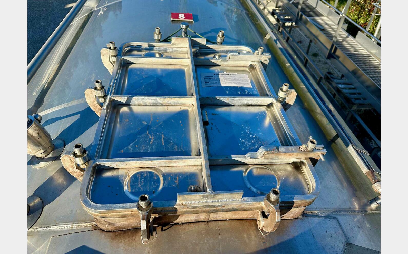 Cuve inox 304 - Ferm&eacute;e 200 HL (20 000 litres) CARTIER
