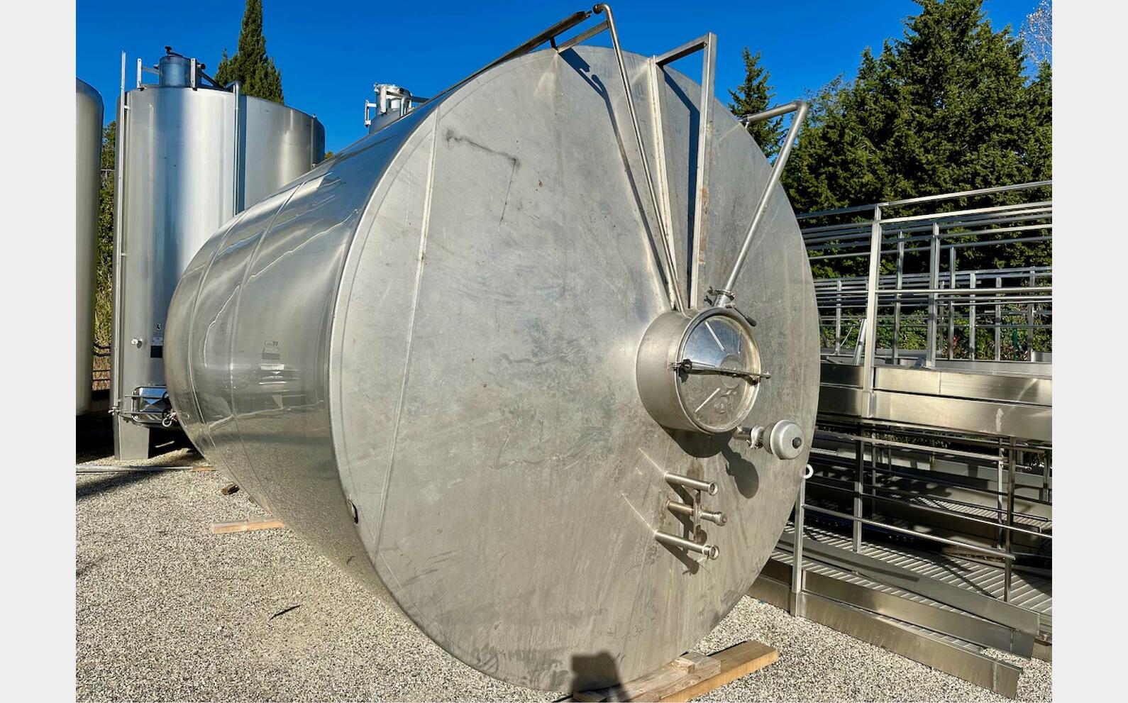 Cuve inox 304 - Ferm&eacute;e 200 HL (20 000 litres) CARTIER