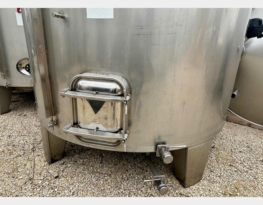 Cuve inox 304 - Fermée - Sur pieds