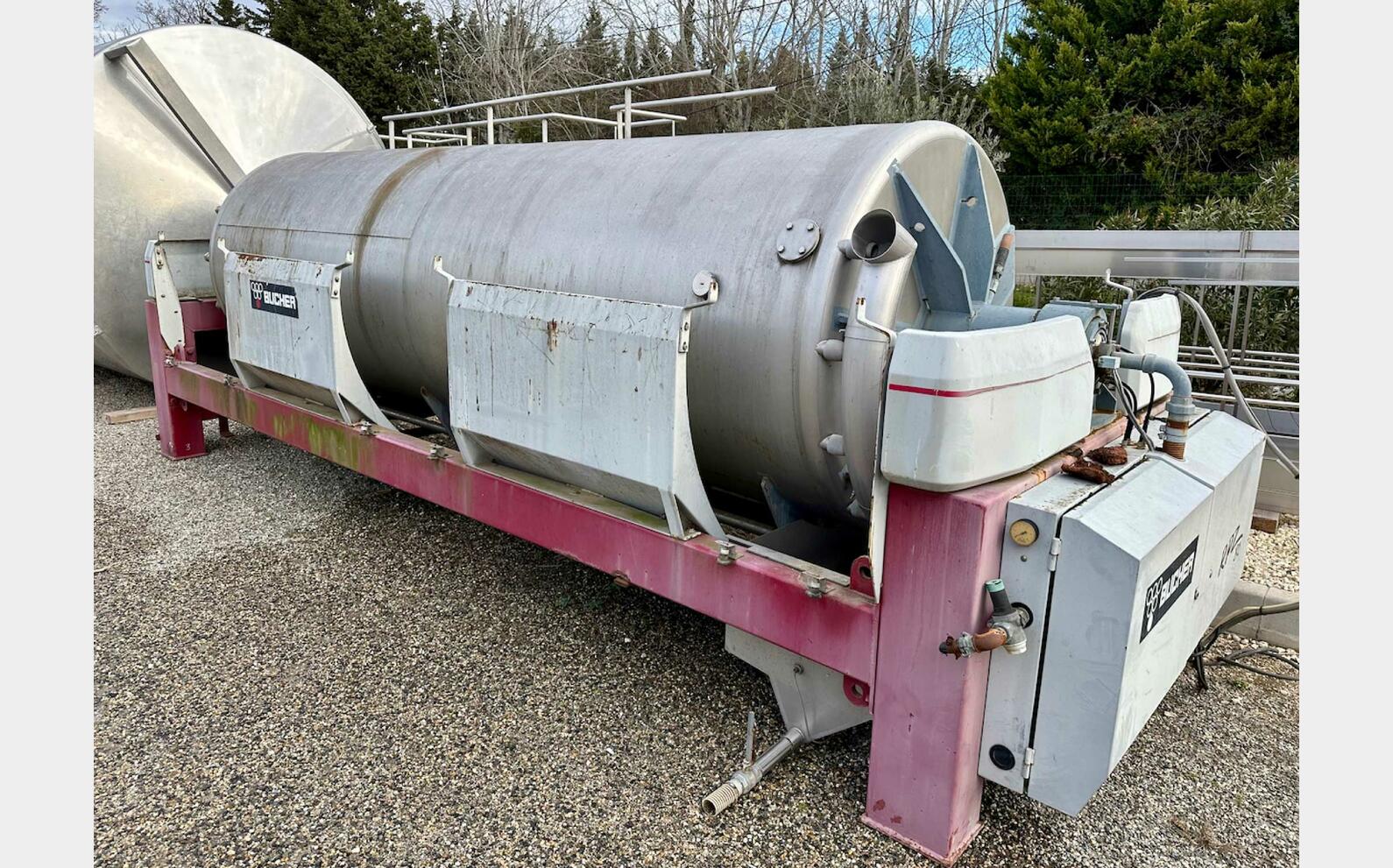 Press - RPZ 80 80 HL (8,000 litres) BUCHER