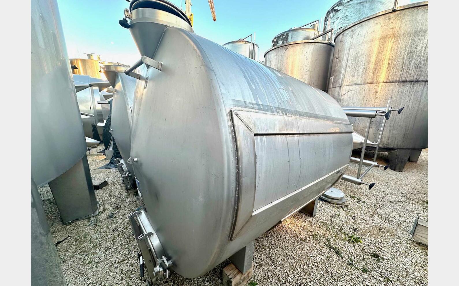 Ss tank - Horizontal 50 HL (5,000 litres)