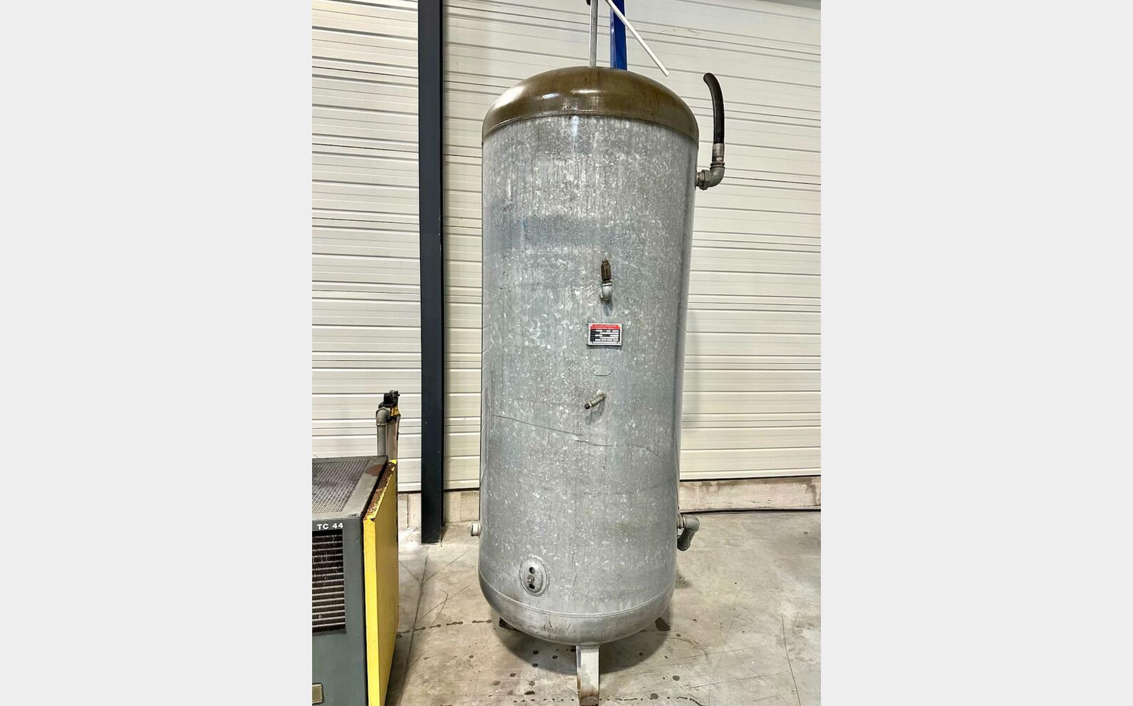 Refrigeration dryer + tank KAESER