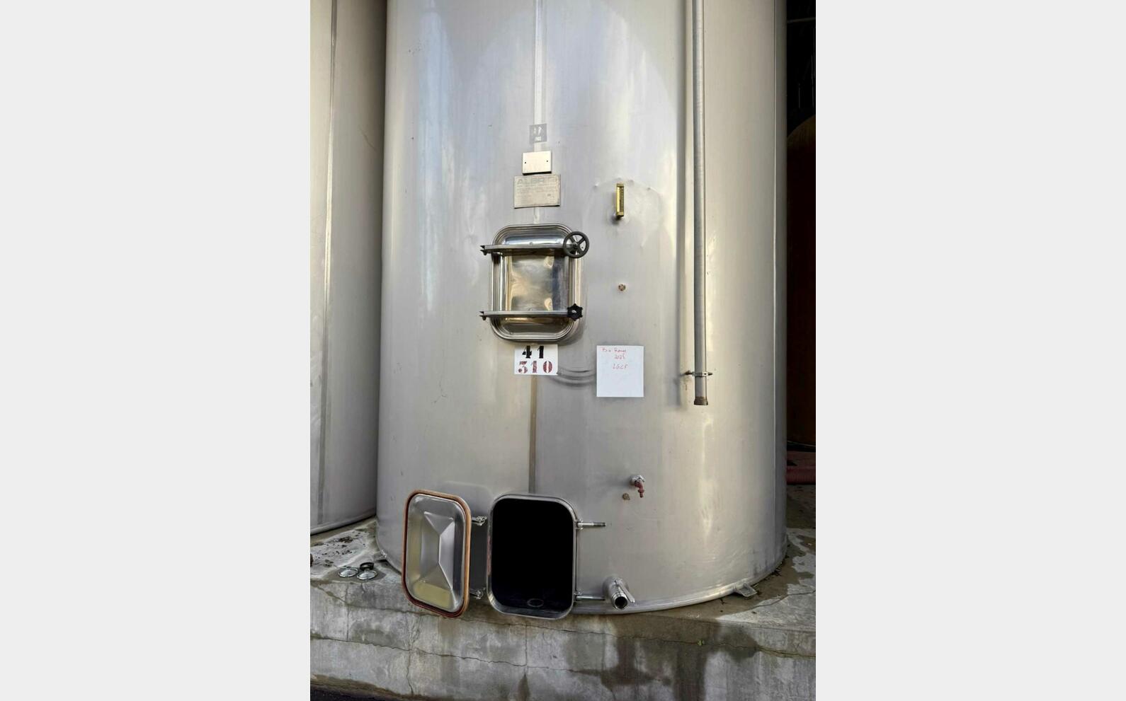 304 ss tank - Closed 300 HL (30,000 litres)