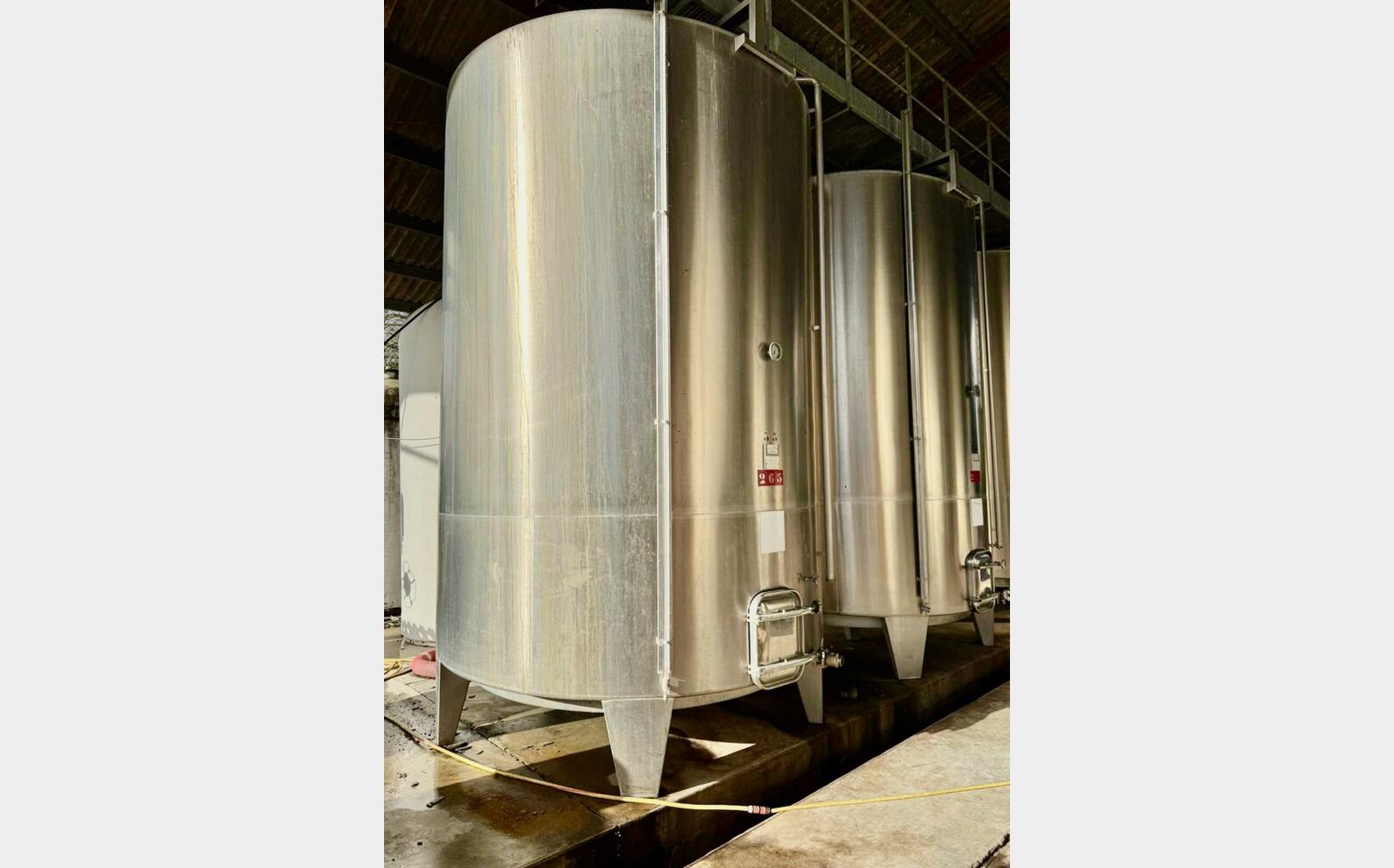 304 ss tank - Closed 265 HL (26,500 litres)