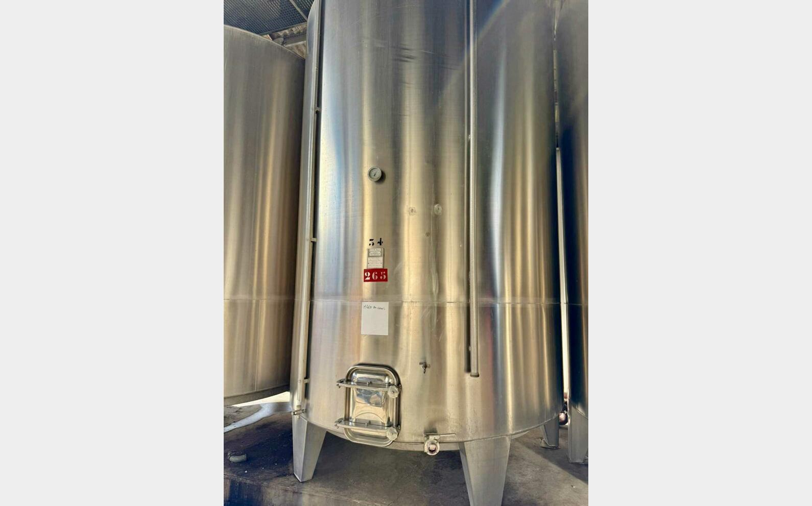 304 ss tank - Closed 265 HL (26,500 litres)