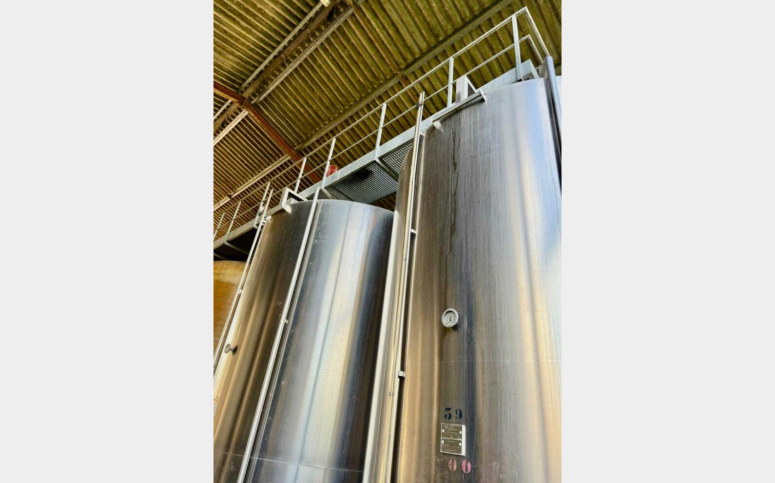 304 ss tank - Closed 300 HL (30,000 litres)