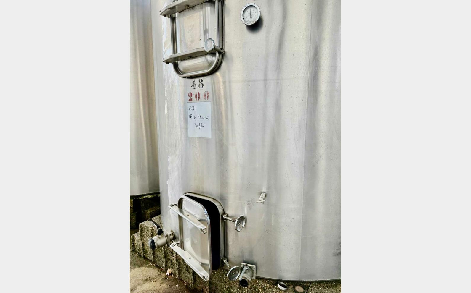 304 ss tank - Closed 200 HL (20 000 litres)