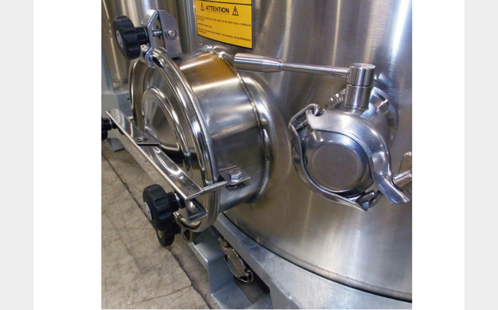 304 or 316 ss tanks - COR From 0.58 HL (58 litres) to 7.22 HL (722 litres) ARSILAC