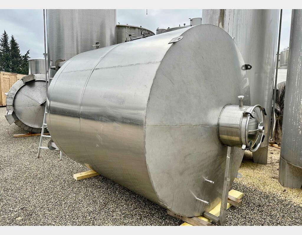 Cuve inox 304 thermor&eacute;gul&eacute;e sur pieds 110 HL (11 000 litres) SEDEM