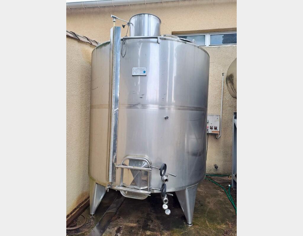 Ss tank - Flat bottom 100 HL (10,000 litres) FRACCHIOLLA