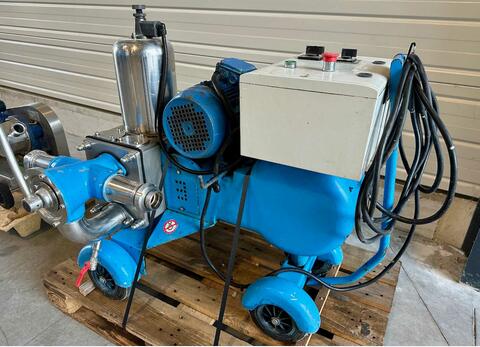 Stainless steel piston pump