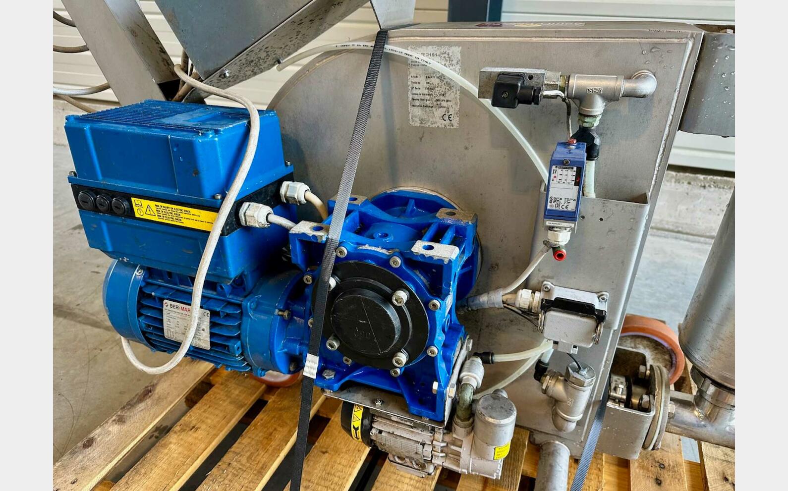 Pompe p&eacute;ristaltique - SMARTY 150 2 &agrave; 15 m3/h ENOLTECH