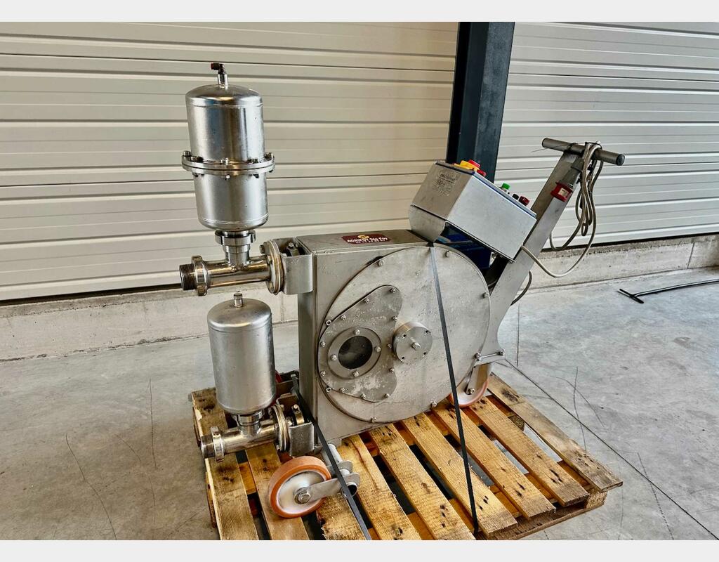 Pompe p&eacute;ristaltique - SMARTY 150 2 &agrave; 15 m3/h ENOLTECH