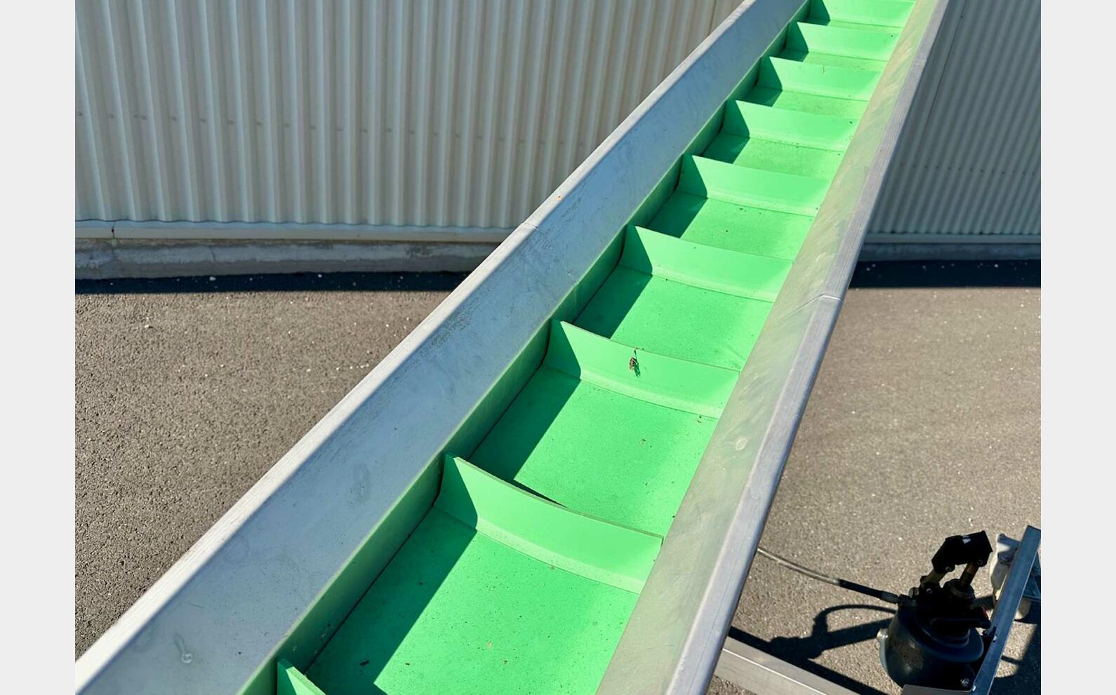 Cleated belt elevator 5.60 M (5 600 mm)