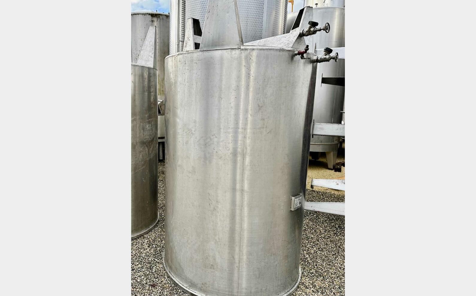 Cuve inox 304 - Chapeau flottant 30 HL (3 000 litres) CTM
