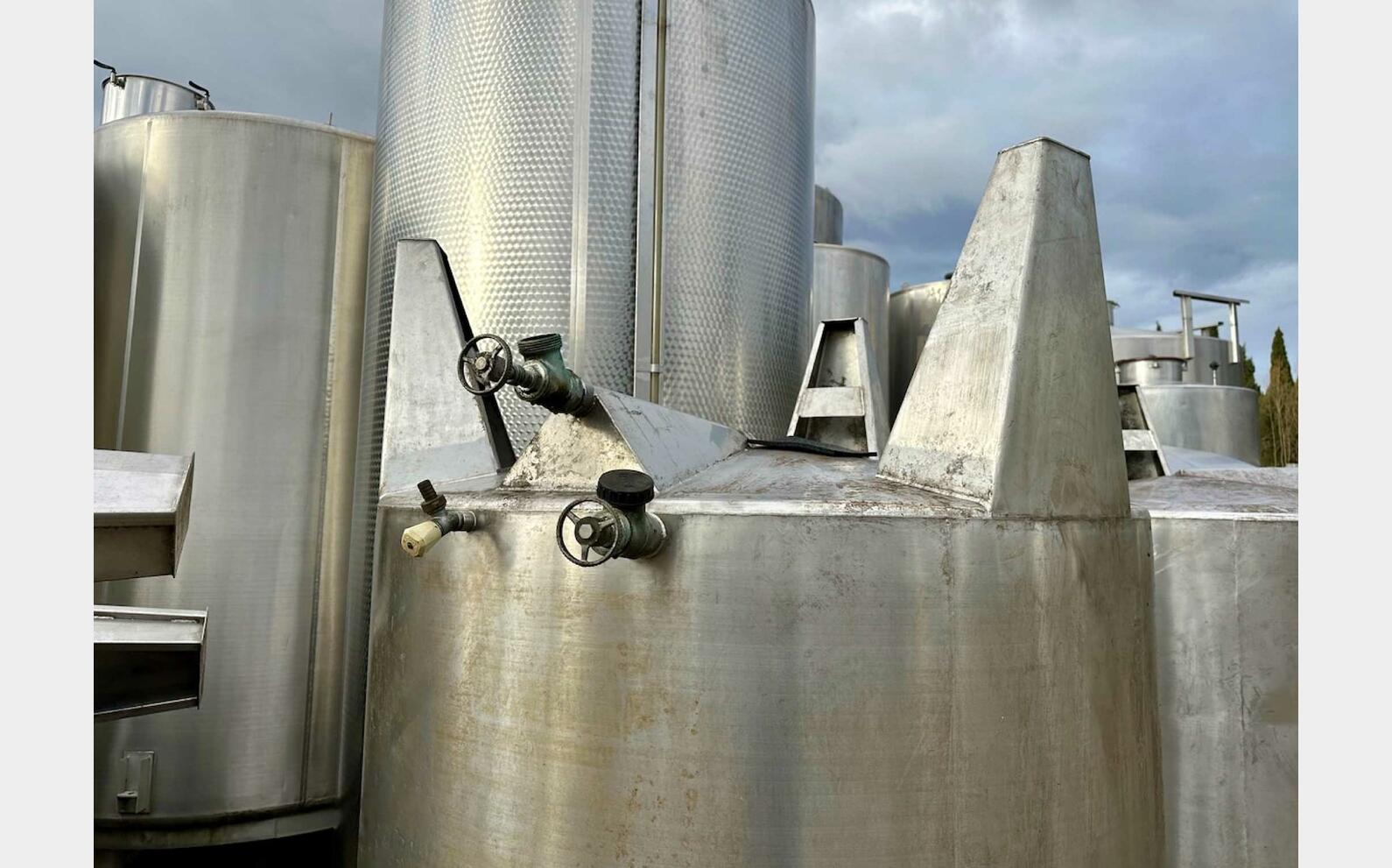 304 ss tank - Enclosed  30 HL (3,000 litres) CTM