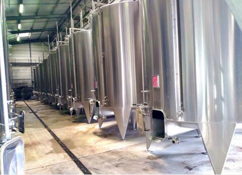Cuve inox 304 de vinification - Fond conique - Sur pieds