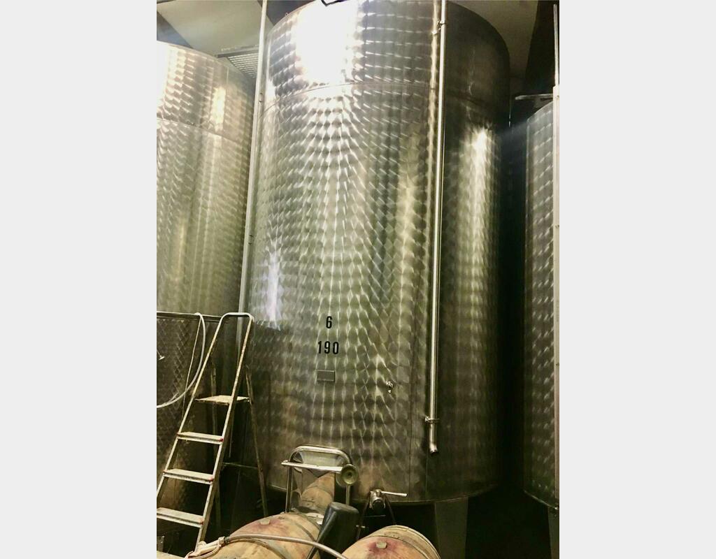 Cuve inox 304 fermé - Cylindrique verticale sur pieds