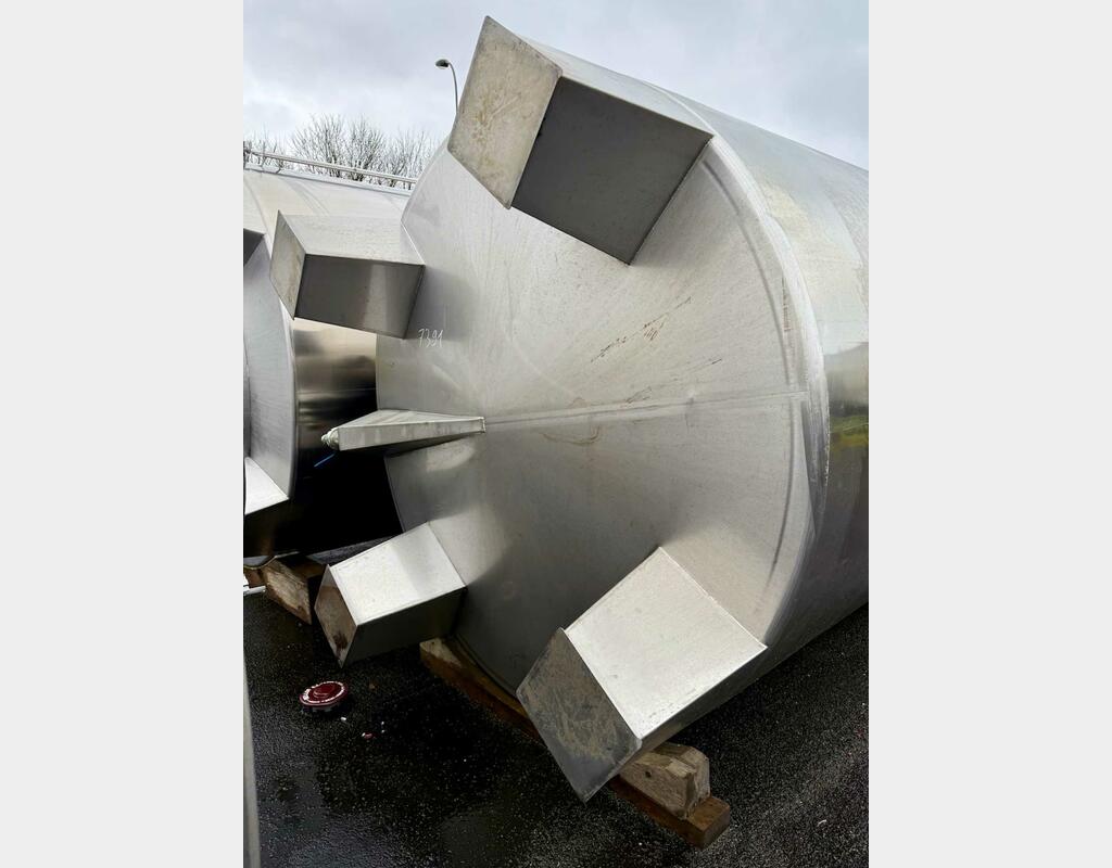 Cuve inox 304 fermée - Cylindrique verticale sur pieds