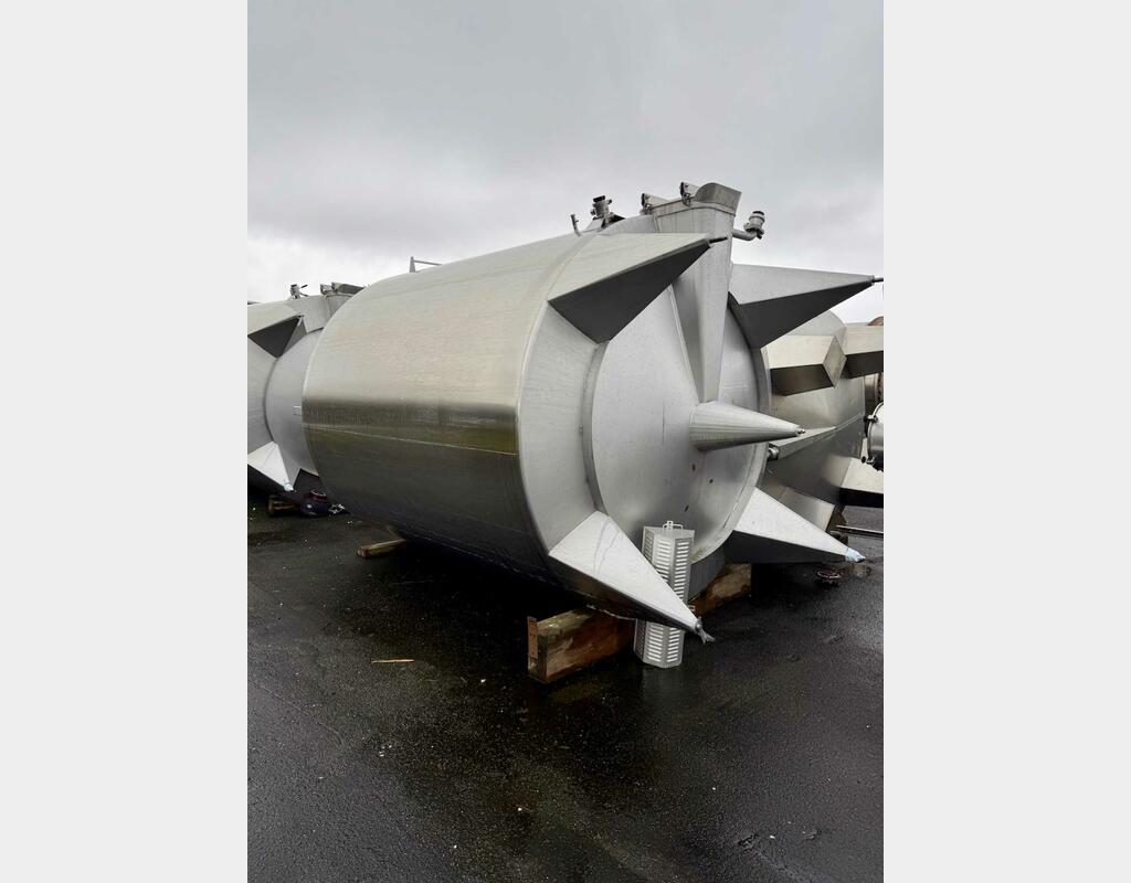 Cuve inox 304 - Fond plat 185 HL (18 500 litres) CHALVIGNAC