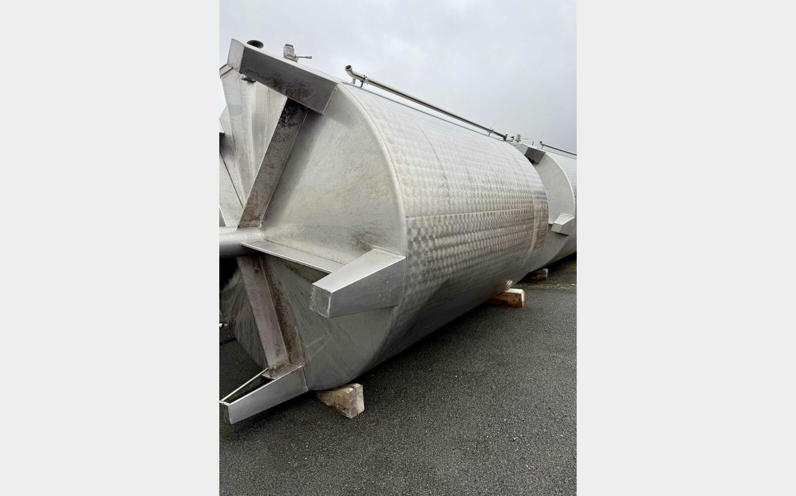 304 ss tank - Closed 250 HL (25,000 litres)