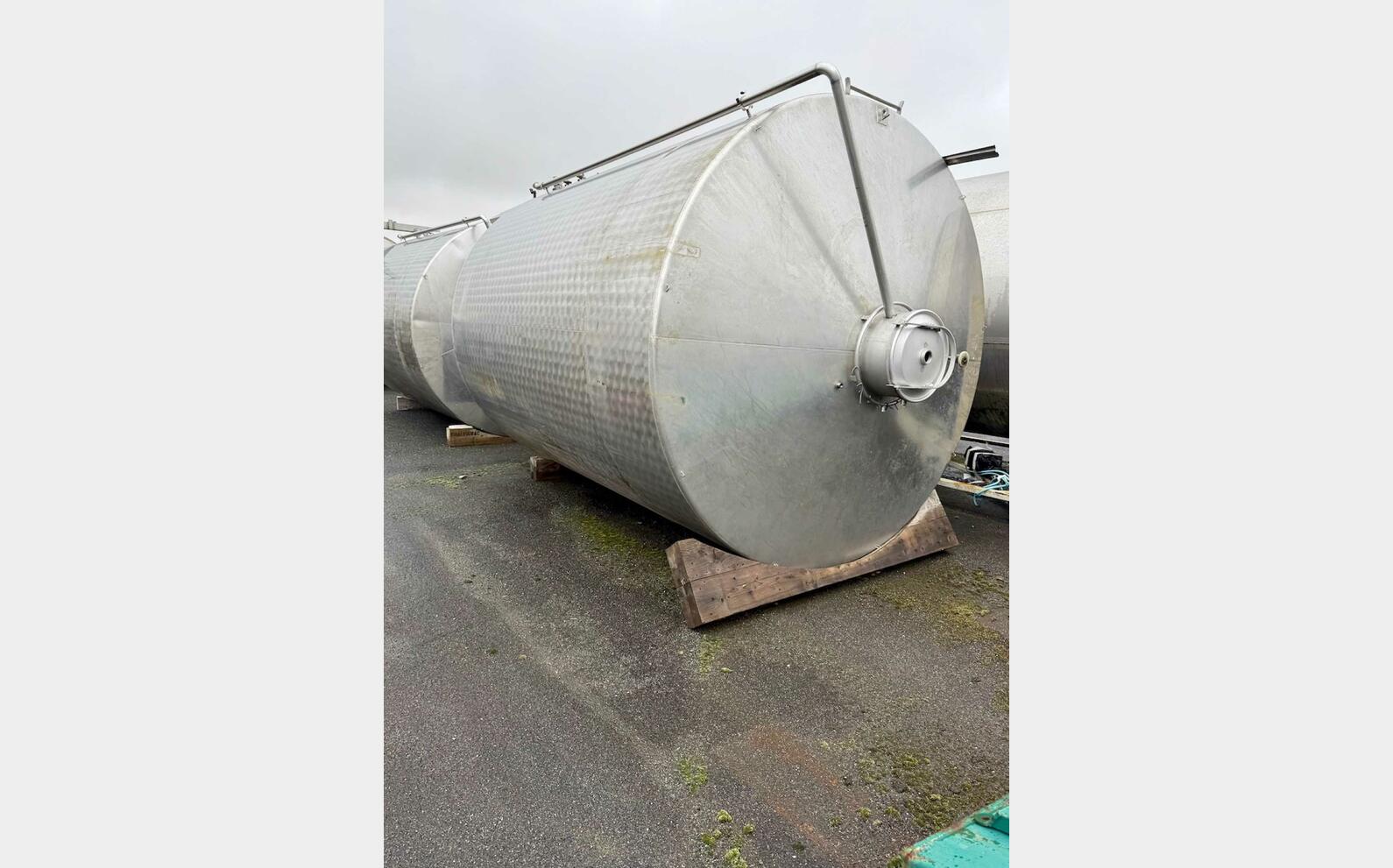 304 ss tank - Closed 250 HL (25,000 litres)