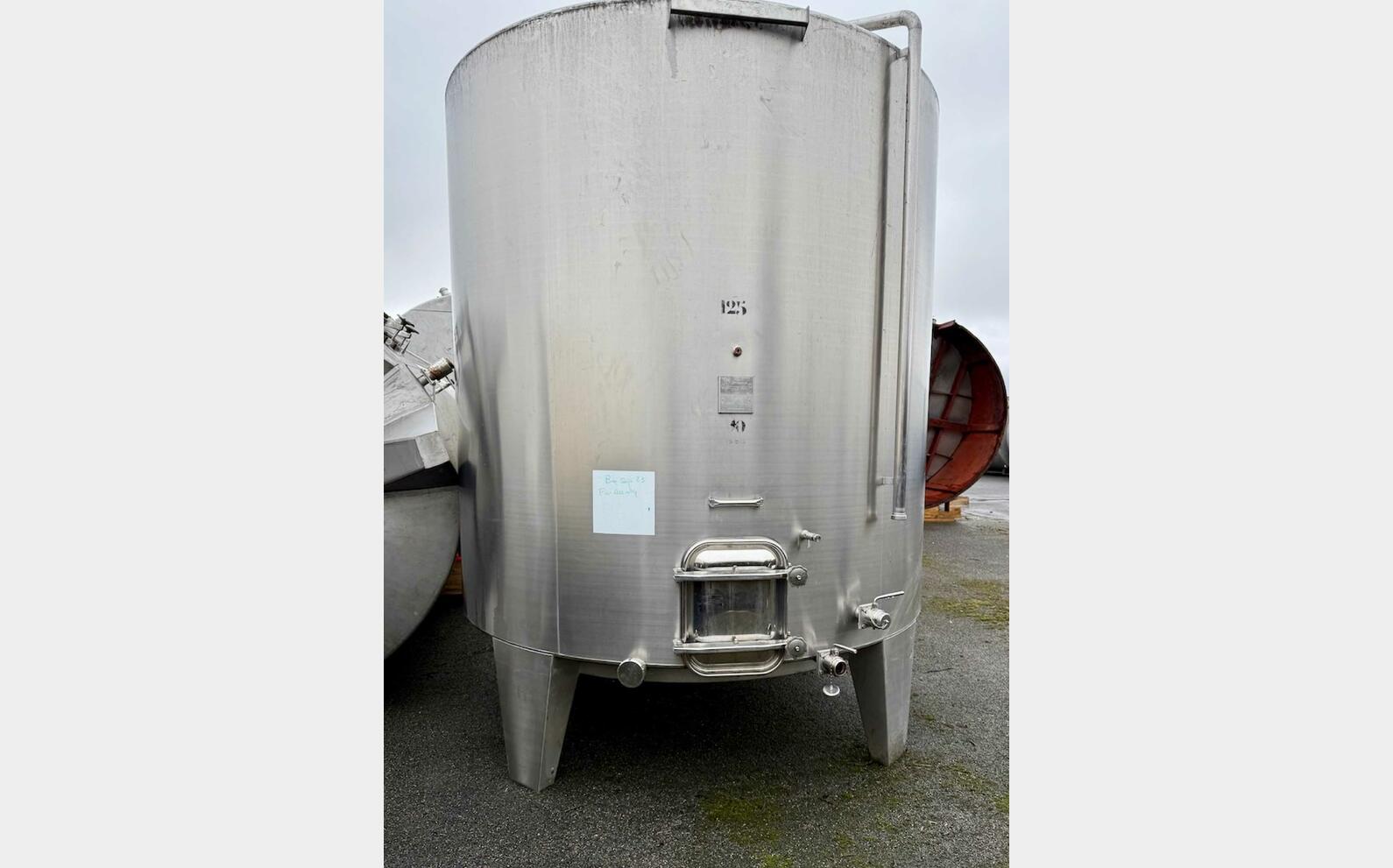 Cuve inox 304 - Ferm&eacute;e 125 HL (12 500 litres)