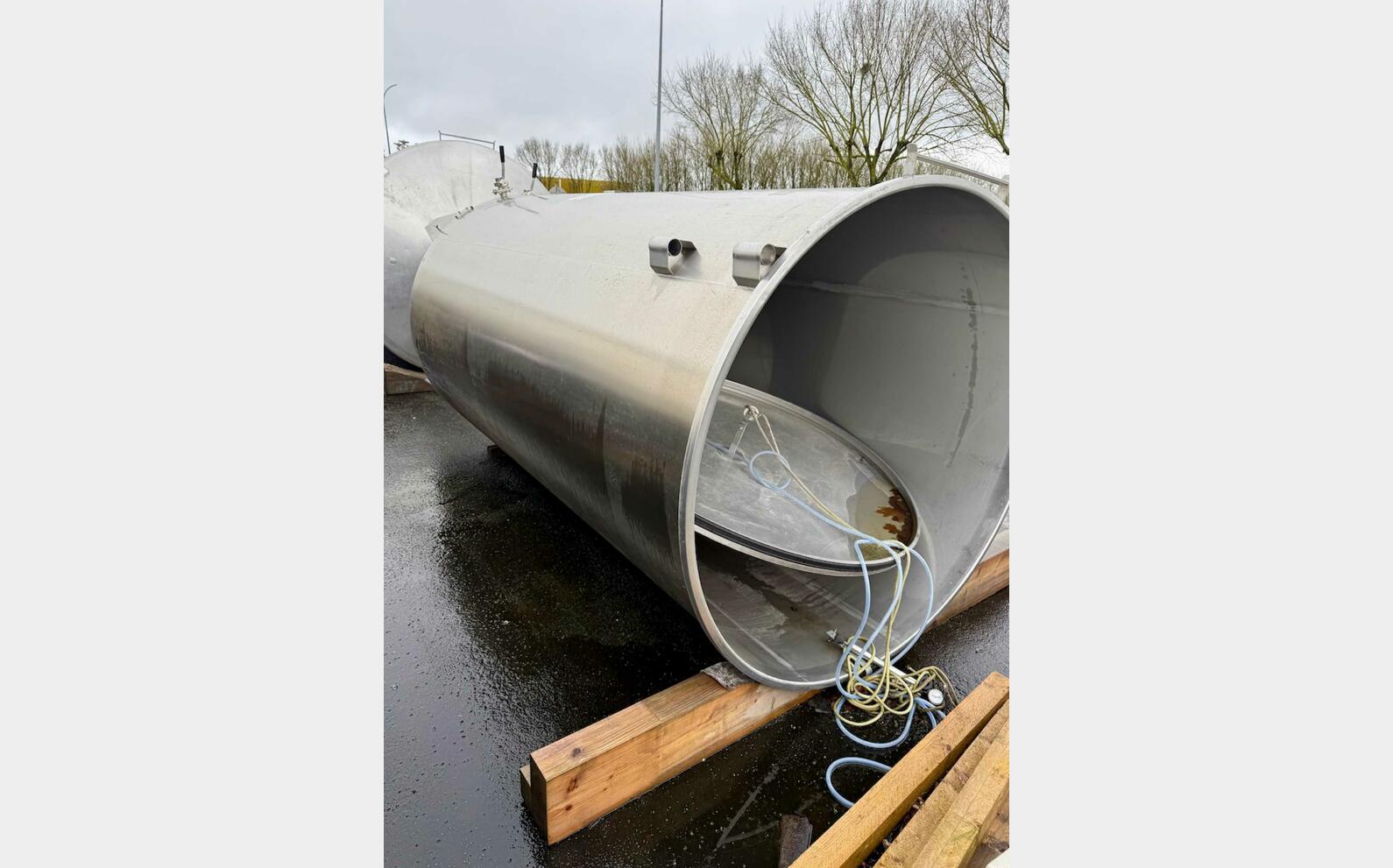 Stainless steel tank - Floating top 60 HL (6,000 litres)