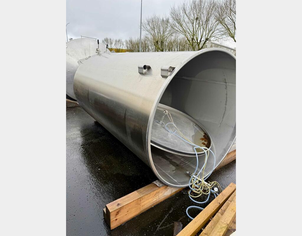 Cuve inox à chapeau flottant - Sur pieds fond conique