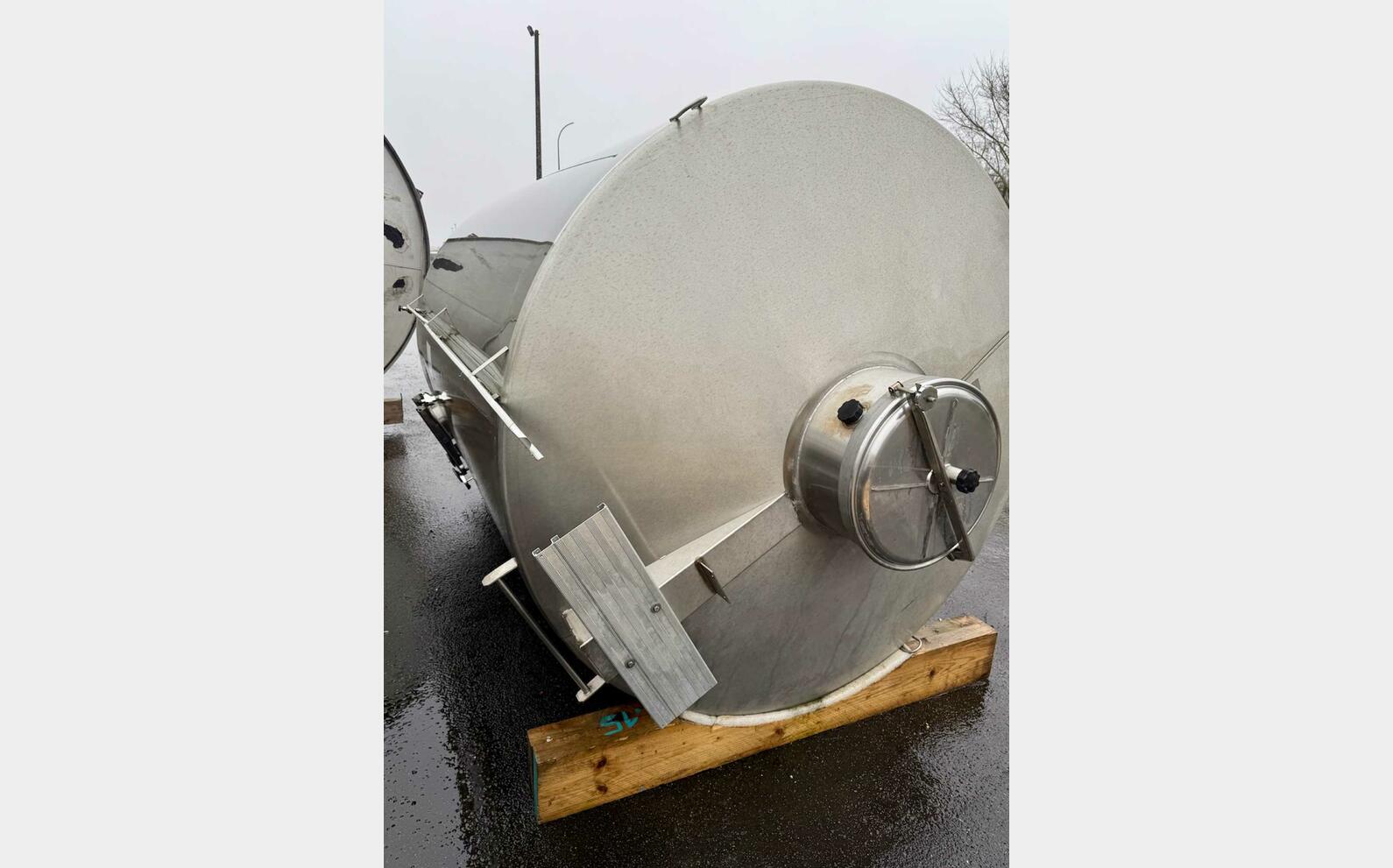 Stainless steel tank - Storage 101.6 HL (10 160 liters)