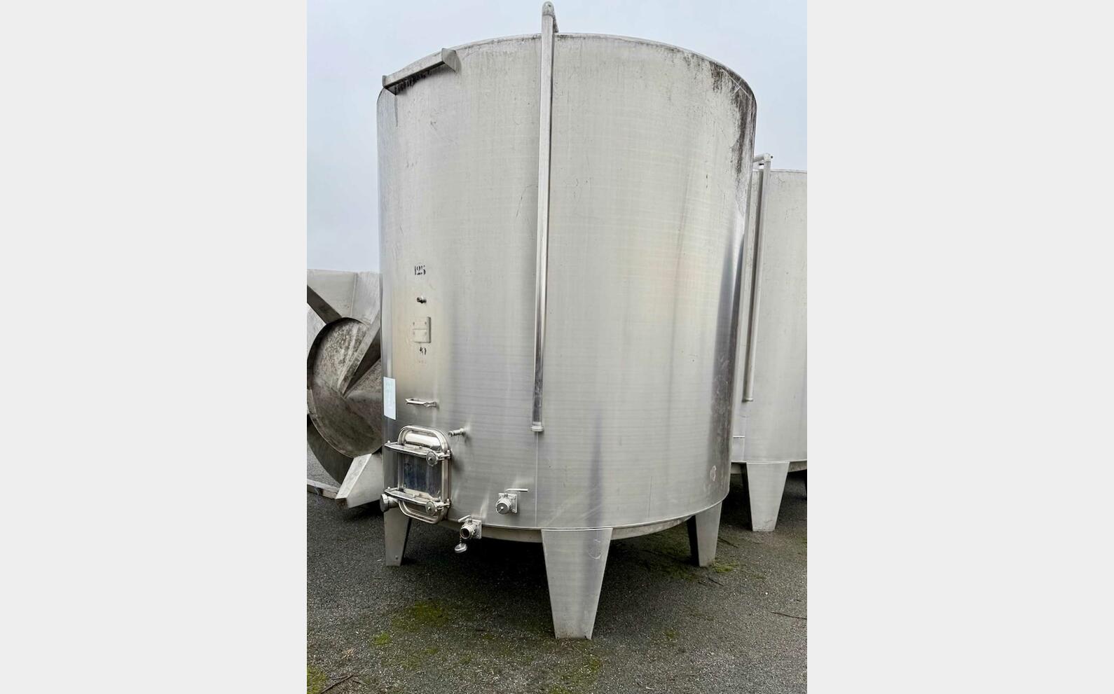 Cuve inox 304 - Ferm&eacute;e 125 HL (12 500 litres)