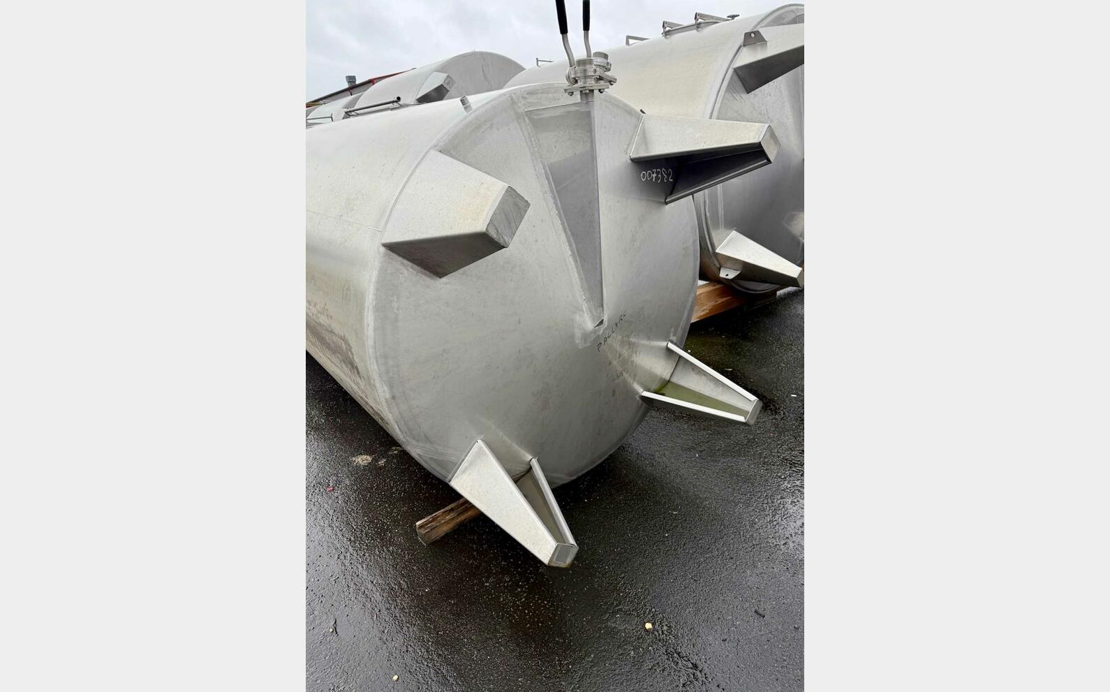 Stainless steel tank - Floating top 60 HL (6,000 litres)