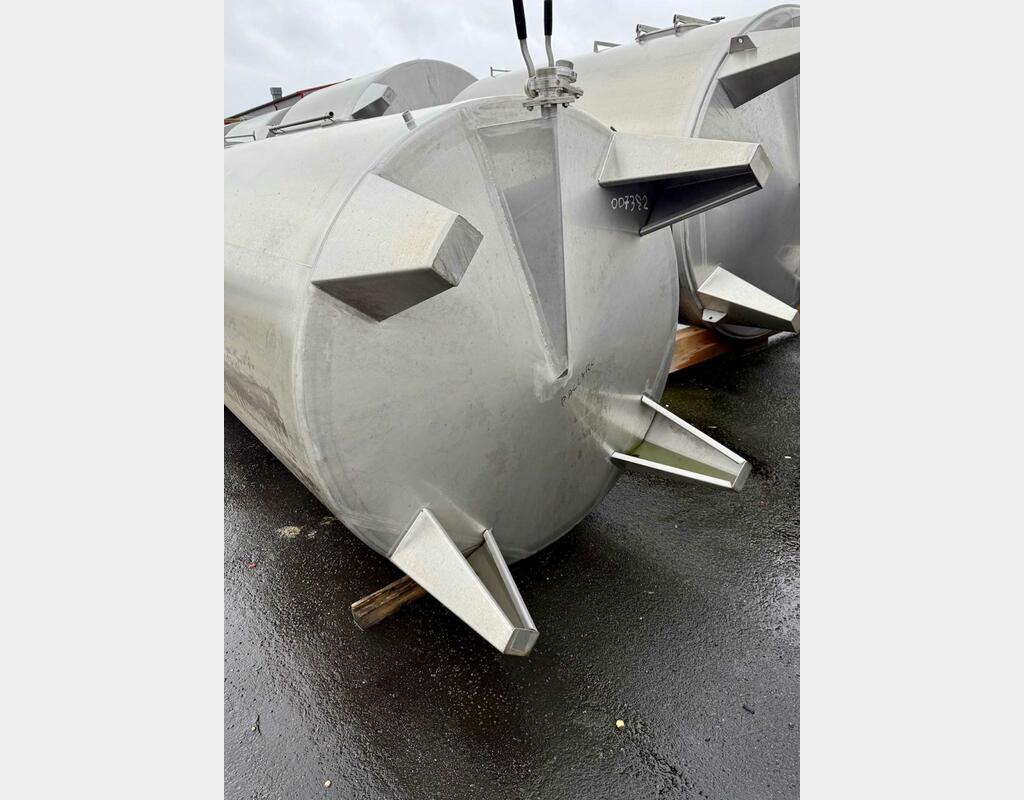 Cuve inox à chapeau flottant - Sur pieds fond conique