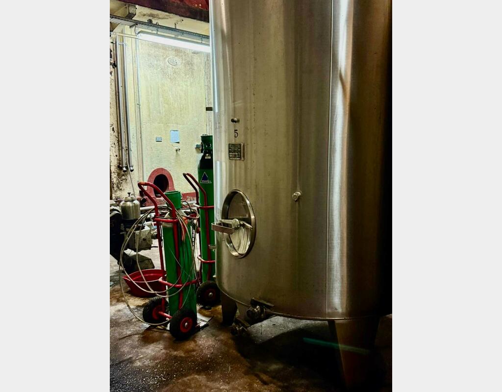 Cuve inox sur pieds - Stockage