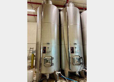 Stainless steel tank on legs - Storage