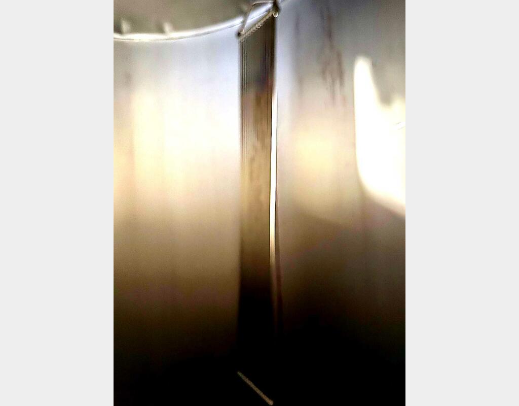 Cuve inox - Thermorégulee - Fond plat avec boitard