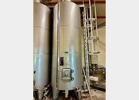 Stainless steel tank on legs - Storage