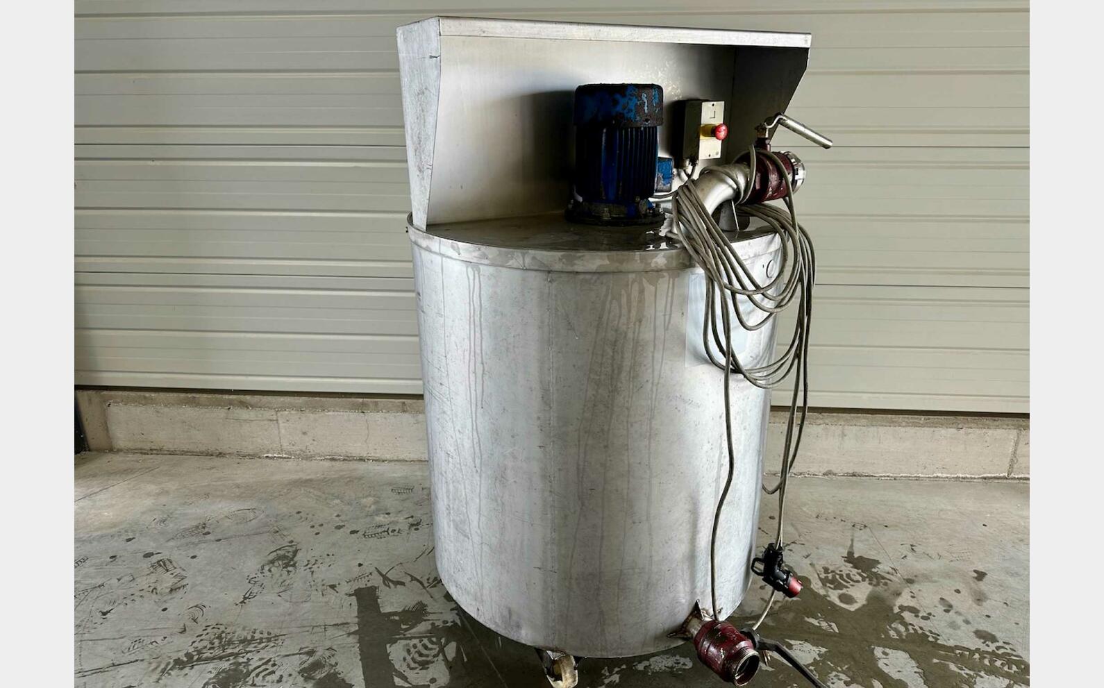 304 ss tank - Agitated 750 litres
