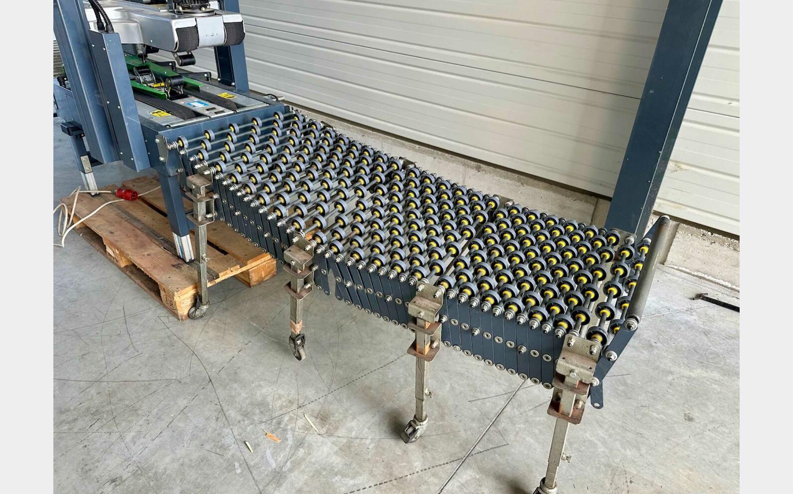 Fermeuse carton semi automatique SIAT