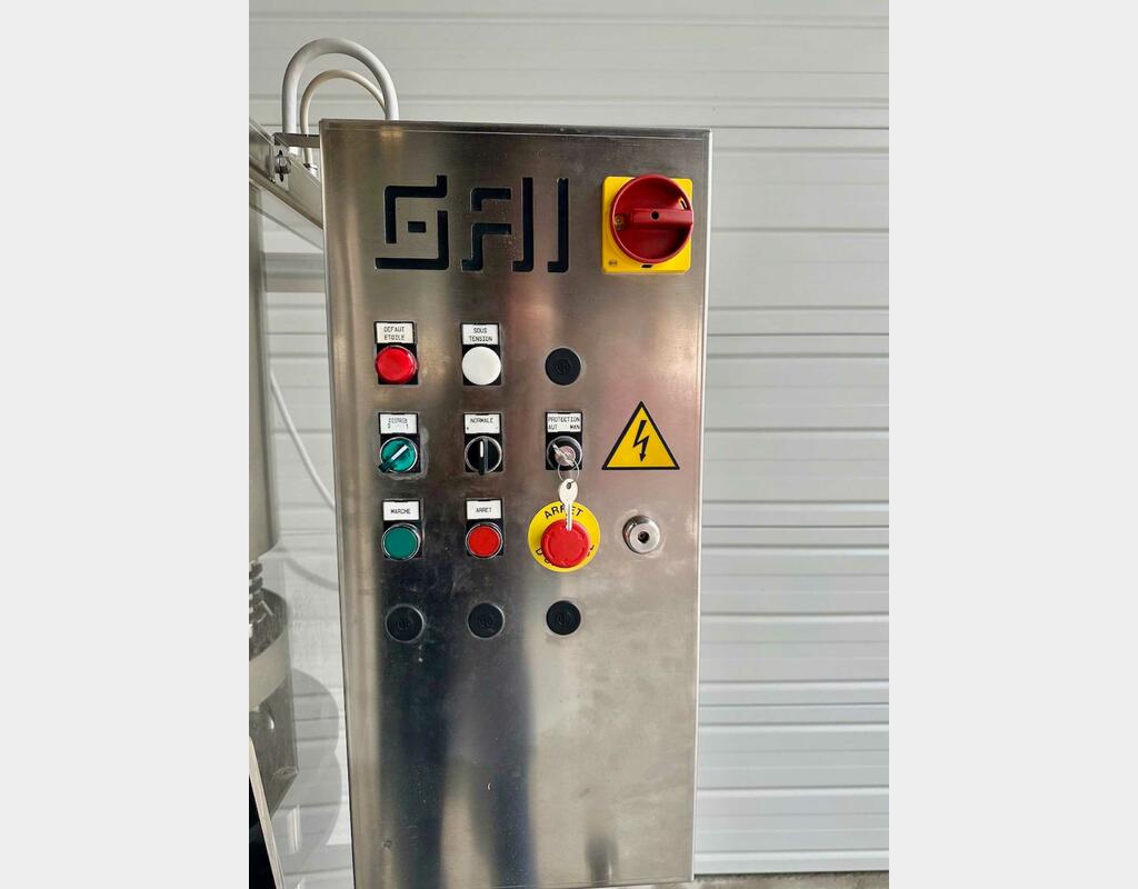 Capping machine type 4264D - For complex and tin capsules