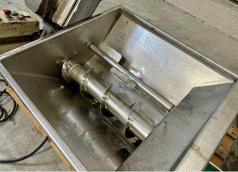 Eccentric rotor pump