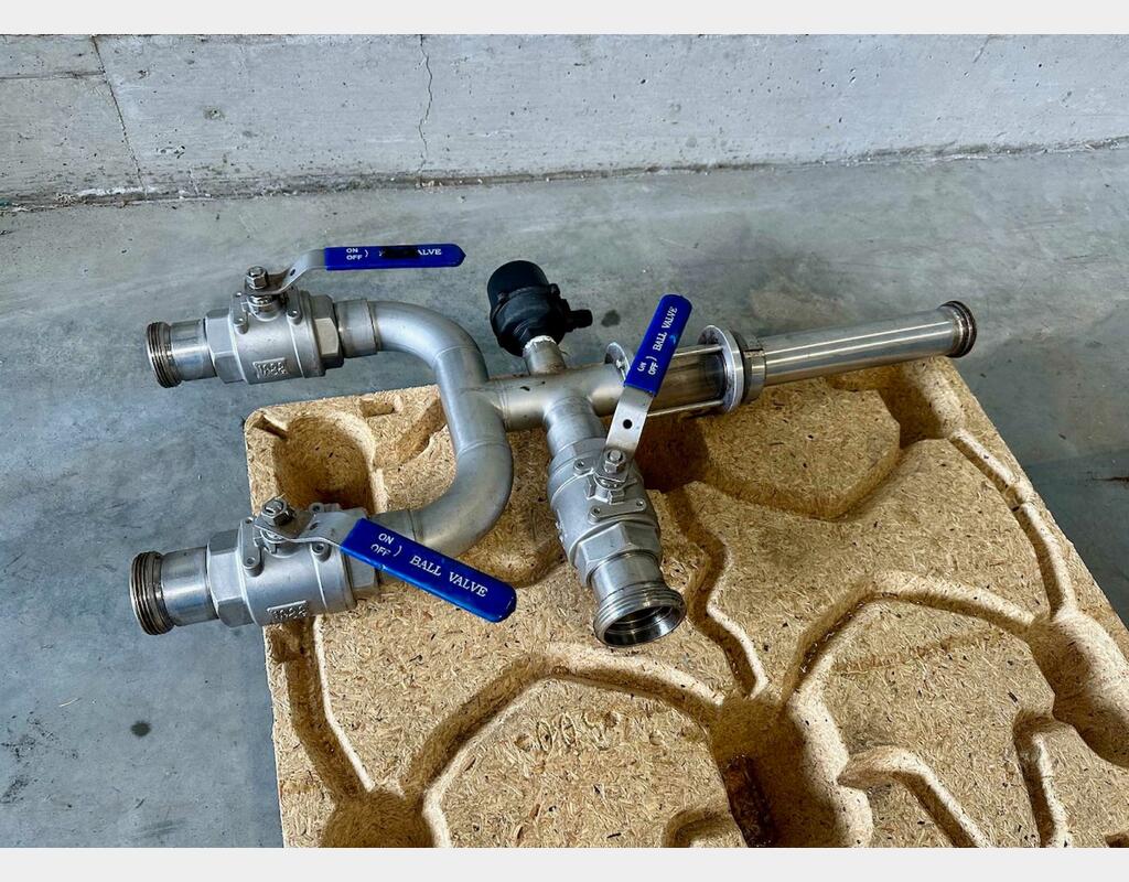 Lot 66 vannes &agrave; boule INOX316 SFERACO