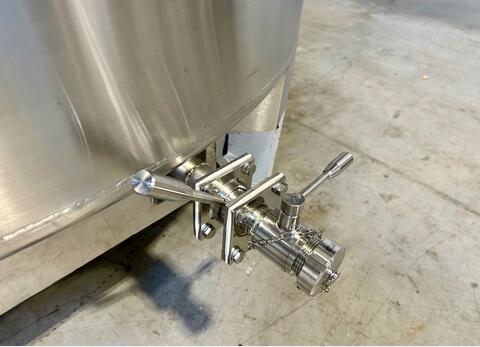 Cuve inox 316L - Circuit serpentin - Fond plat incliné - Fermée