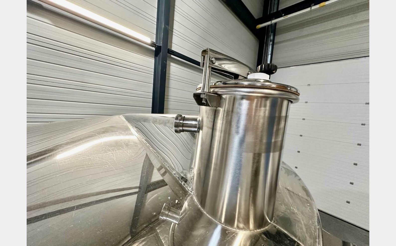 Cuve inox 316L - Circuit serpentin 81.17 HL (8 117 litres) ARSILAC