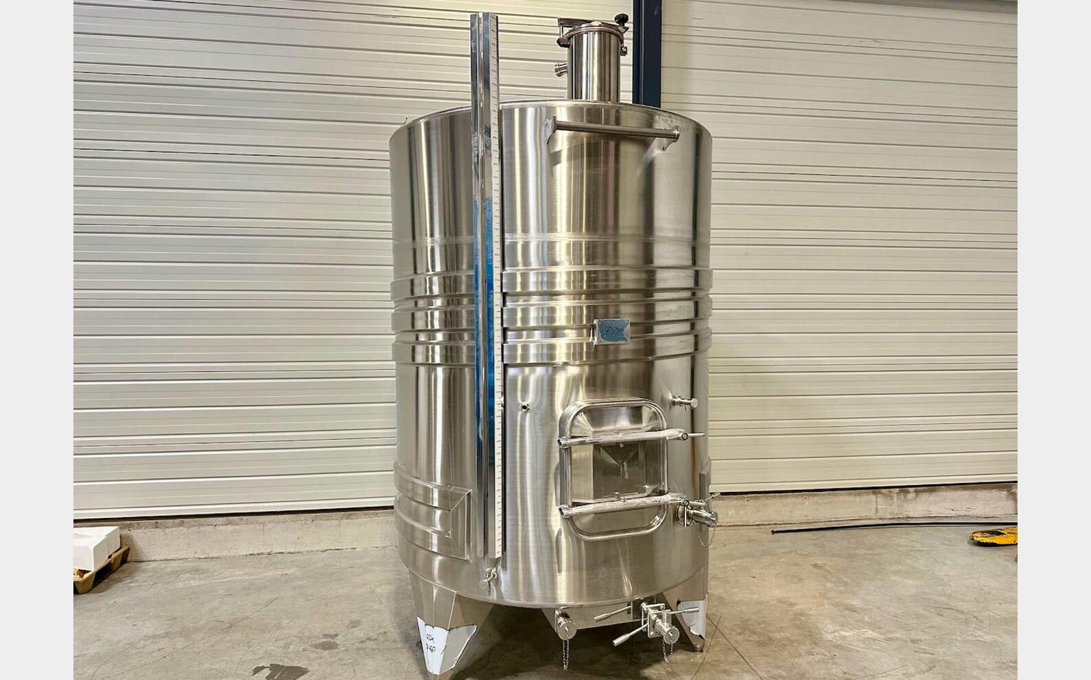 316L ss tank - Coil circuit 42 HL (4,200 litres) ARSILAC