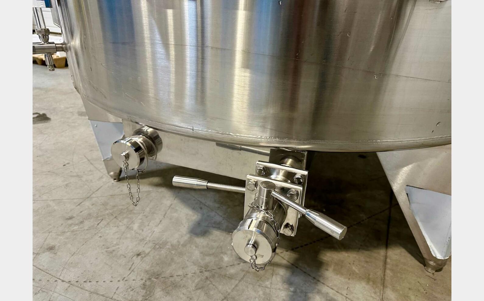 316L ss tank - Coil circuit 52.05 HL (5 205 litres) ARSILAC